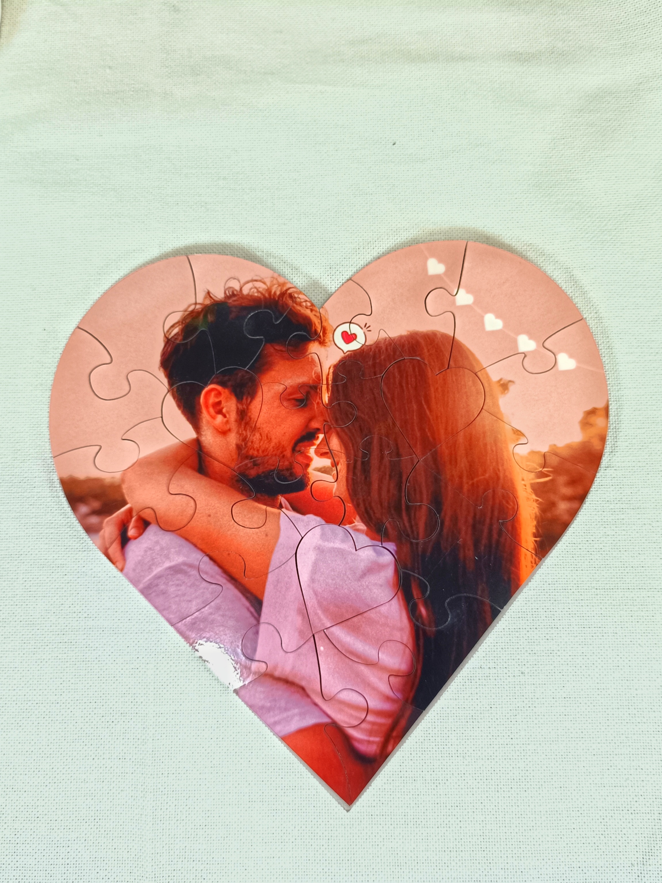 Puzzle en forma de corazón Busca Detalles