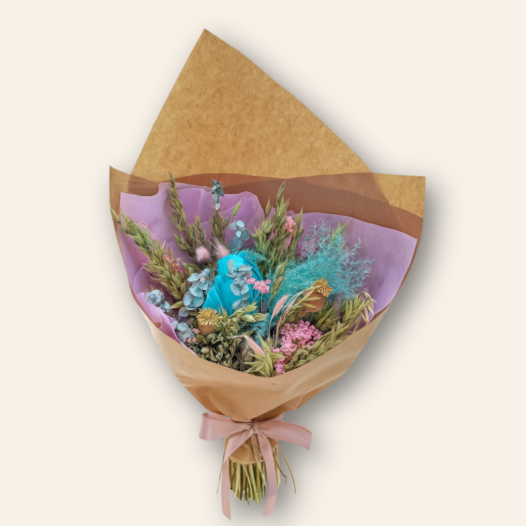 Ramo de flores secas y preservadas