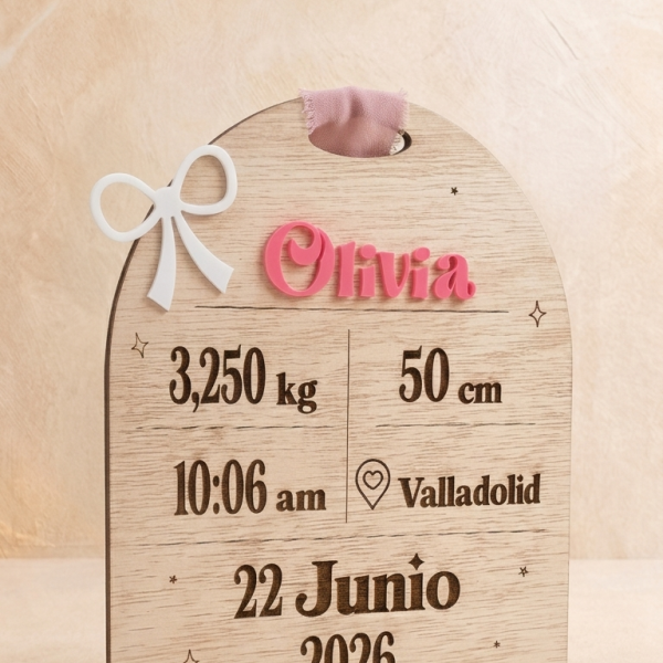 Placa de nacimiento personalizada en madera